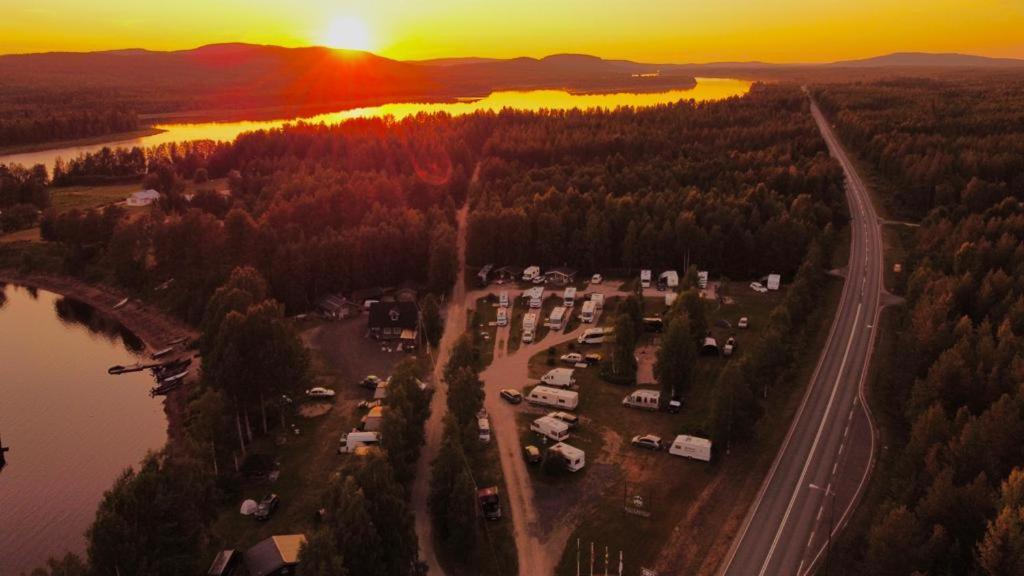 Arctic Camping Finland Hotell Pello Eksteriør bilde